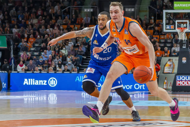 奇球星背后 奇球星背后