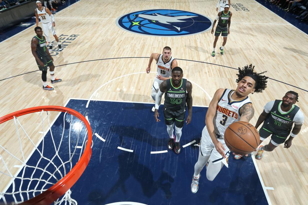 转身动作 转身动作